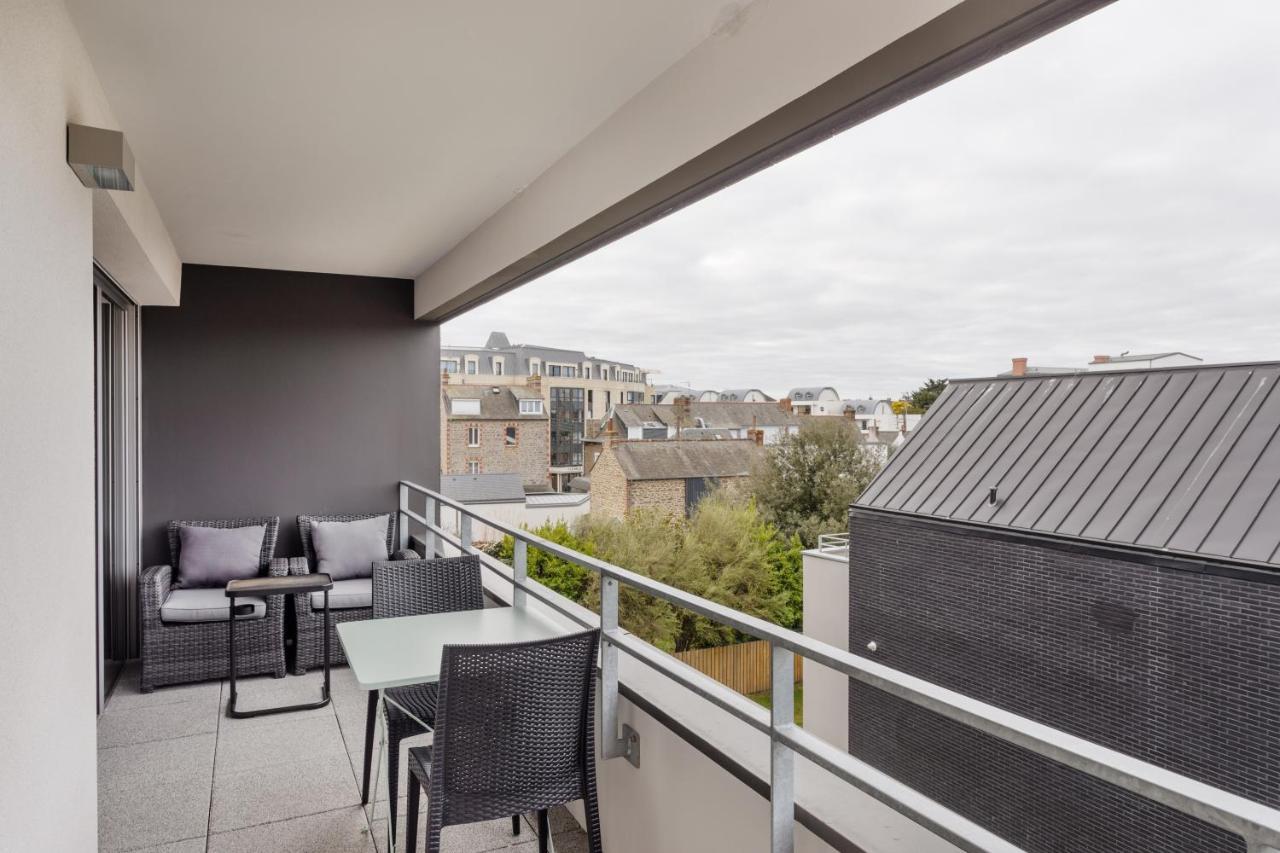 Le Rochenoire - Appt Proche Plage Dinard Bagian luar foto
